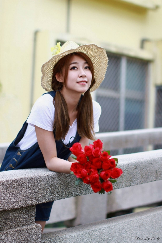 阳光朵朵的第一张照片--滨州相亲服务中心