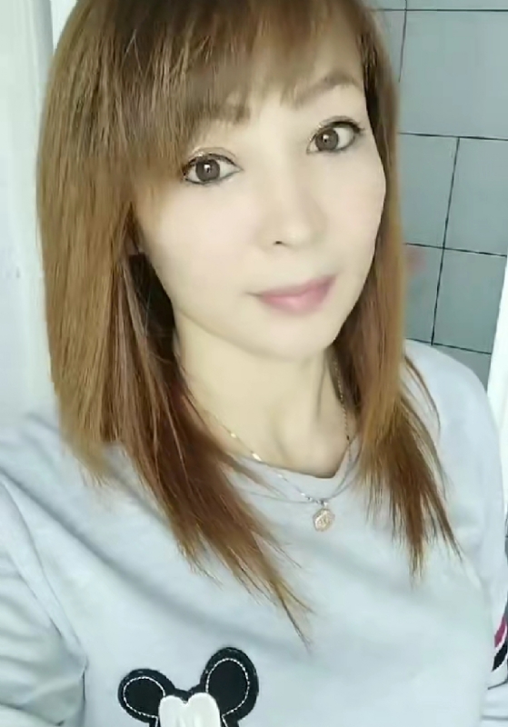 魅力白玲的第一张照片--滨州相亲服务中心