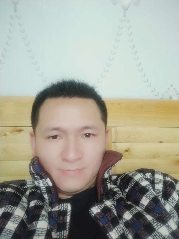 寻找一个真实的她的第一张照片--滨州相亲服务中心