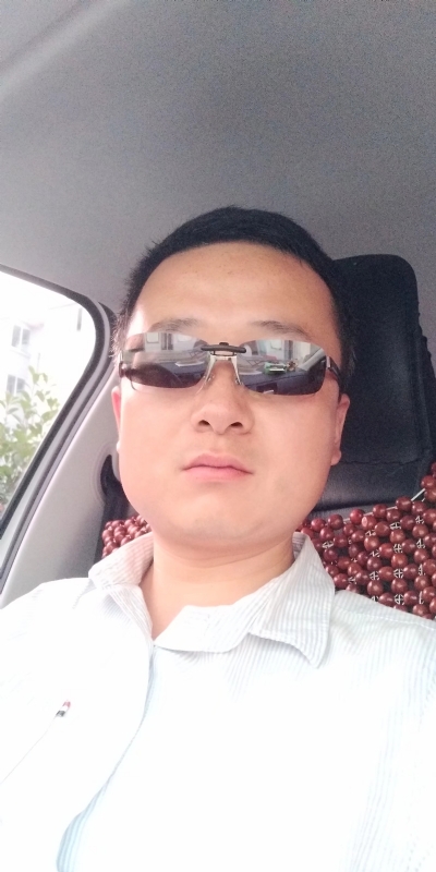 痛苦的单身狗的第一张照片--滨州相亲服务中心