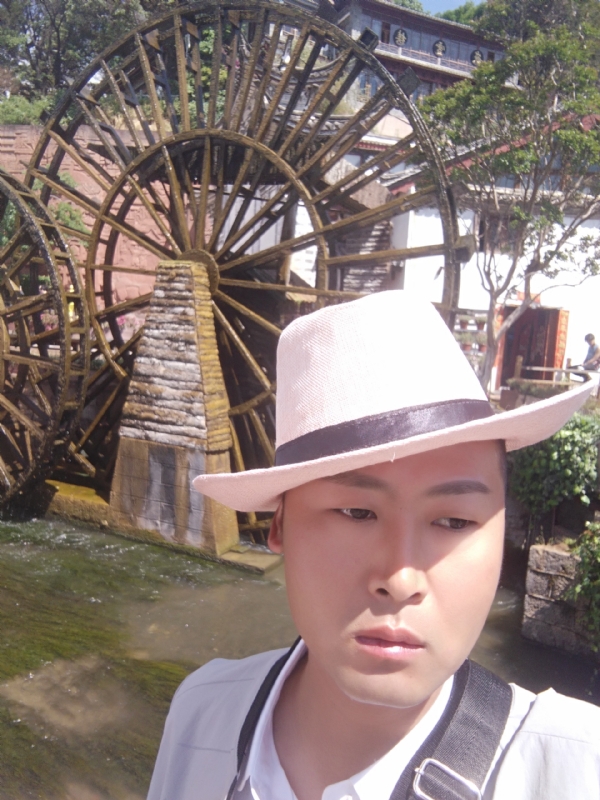 曲靖相亲的第一张照片--滨州相亲服务中心