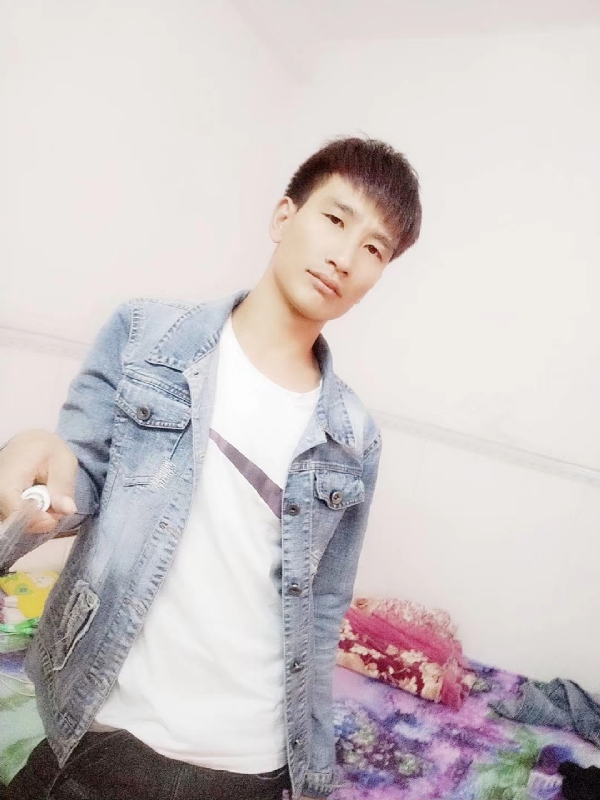 心好痛的第一张照片--滨州相亲服务中心