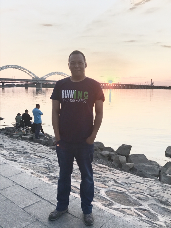 海天一色的第一张照片--滨州相亲服务中心