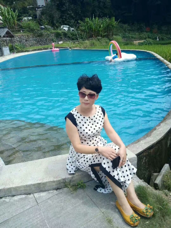 守望幸福的第一张照片--滨州相亲服务中心