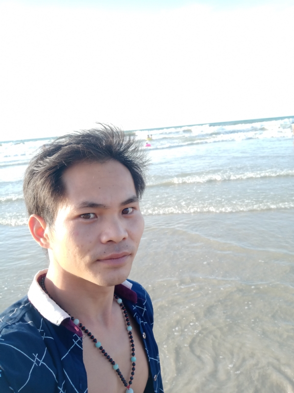 爱已欠费的第一张照片--滨州相亲服务中心