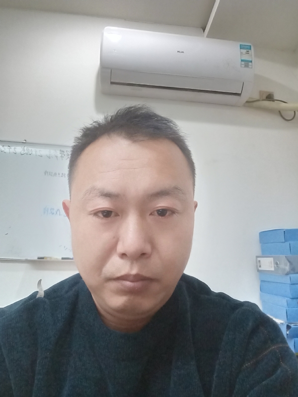 寻找另一半的第二张照片--滨州相亲服务中心