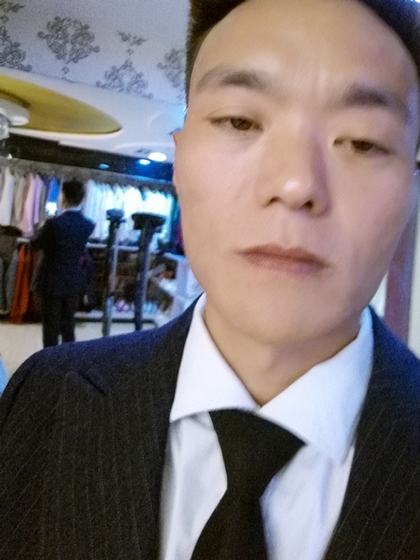 醉酒的蝴蝶的第二张照片--滨州相亲服务中心