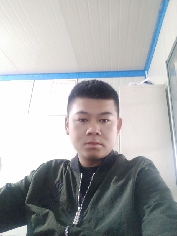 少校的第一张照片--滨州相亲服务中心