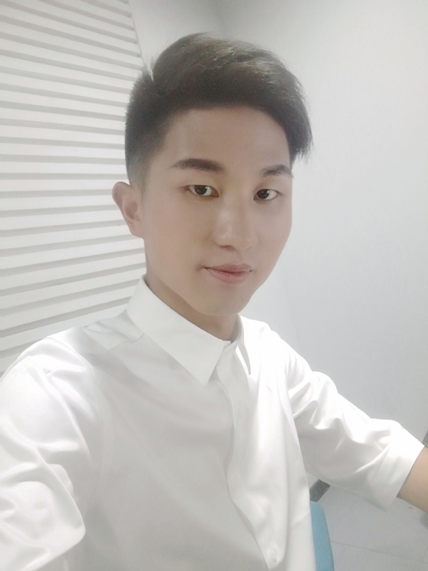 MrLi的第二张照片--滨州相亲服务中心