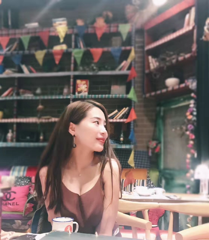 zoe的第一张照片--滨州相亲服务中心