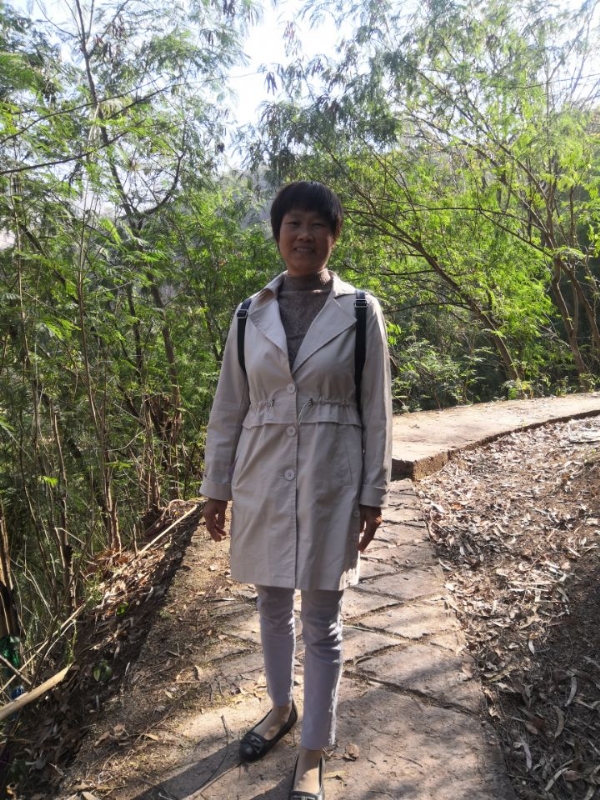 兰草的第一张照片--滨州相亲服务中心