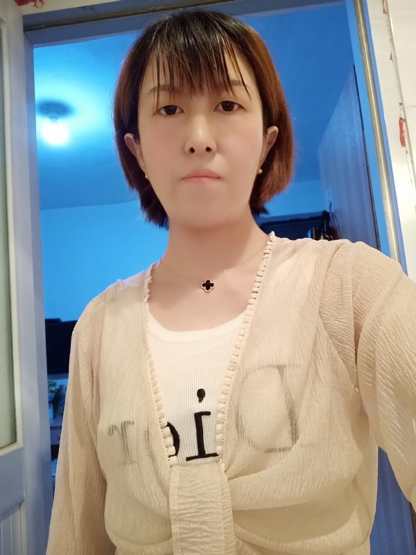 芬儿的第一张照片--滨州相亲服务中心