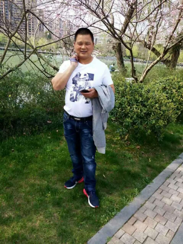 纯爷们的第二张照片--滨州相亲服务中心