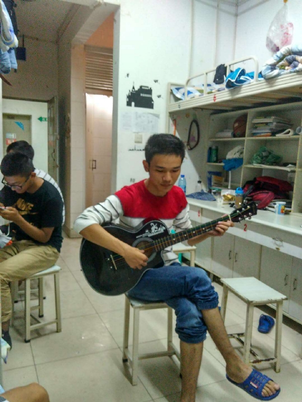 小林哥的第二张照片--滨州相亲服务中心