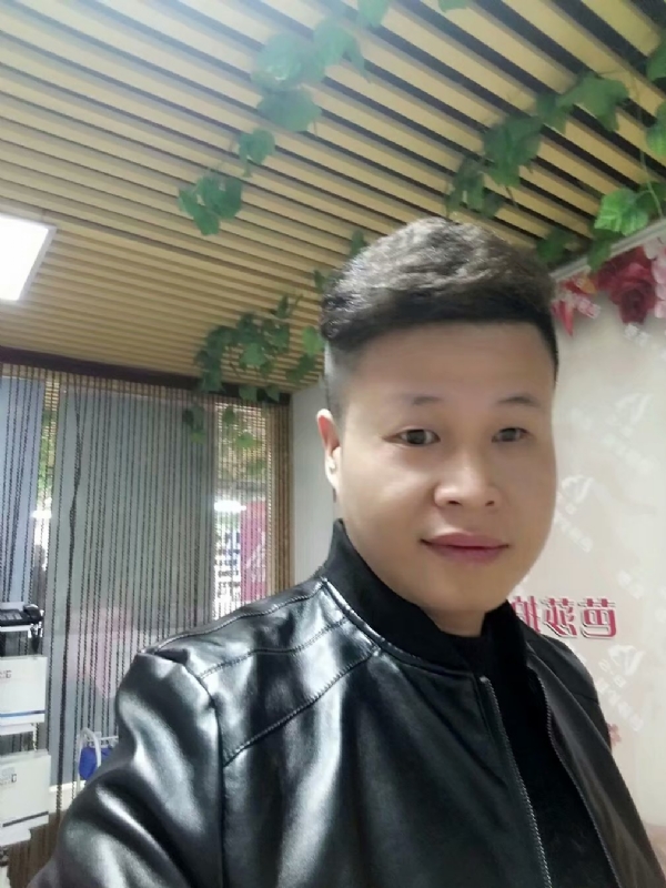 萧郎的第一张照片--滨州相亲服务中心