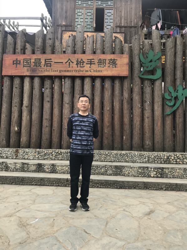 屯里的富豪的第一张照片--滨州相亲服务中心