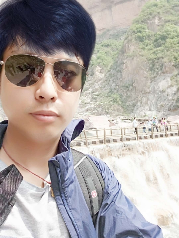 雅俗共赏的第一张照片--滨州相亲服务中心