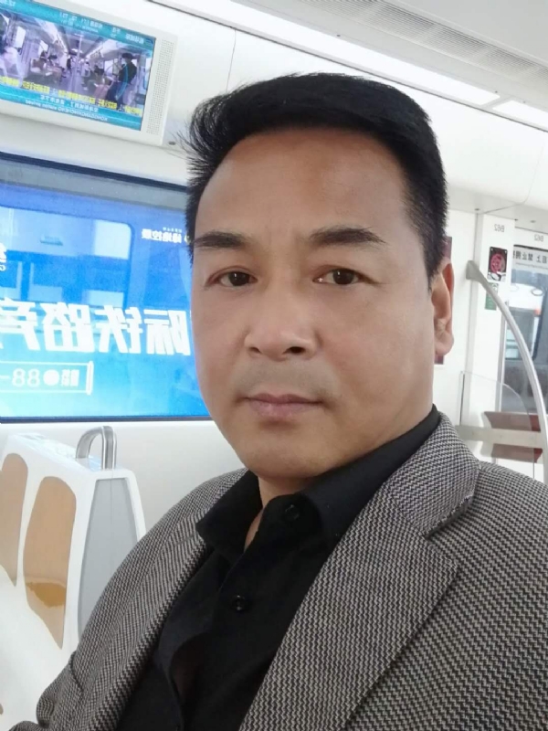 雪豹的第二张照片--滨州相亲服务中心