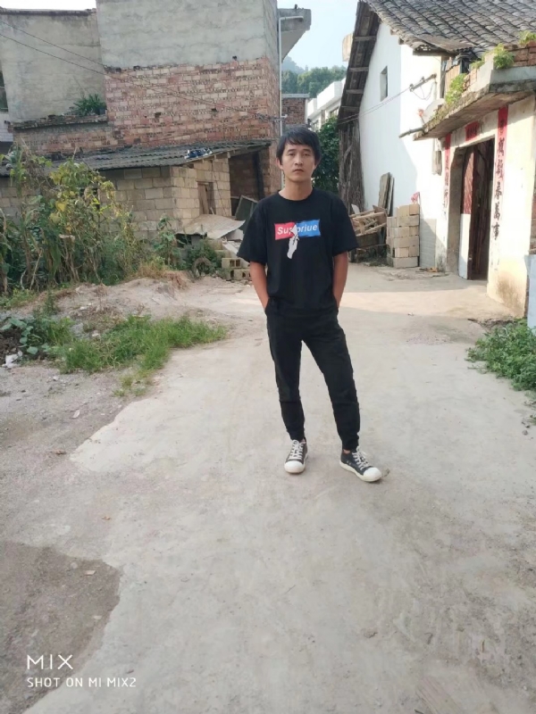 活活该的第一张照片--滨州相亲服务中心