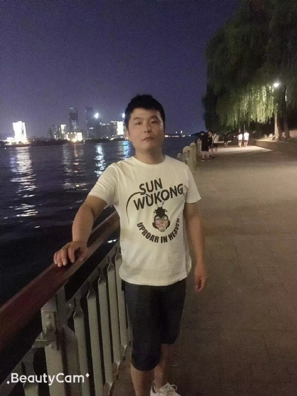 古月的第一张照片--滨州相亲服务中心