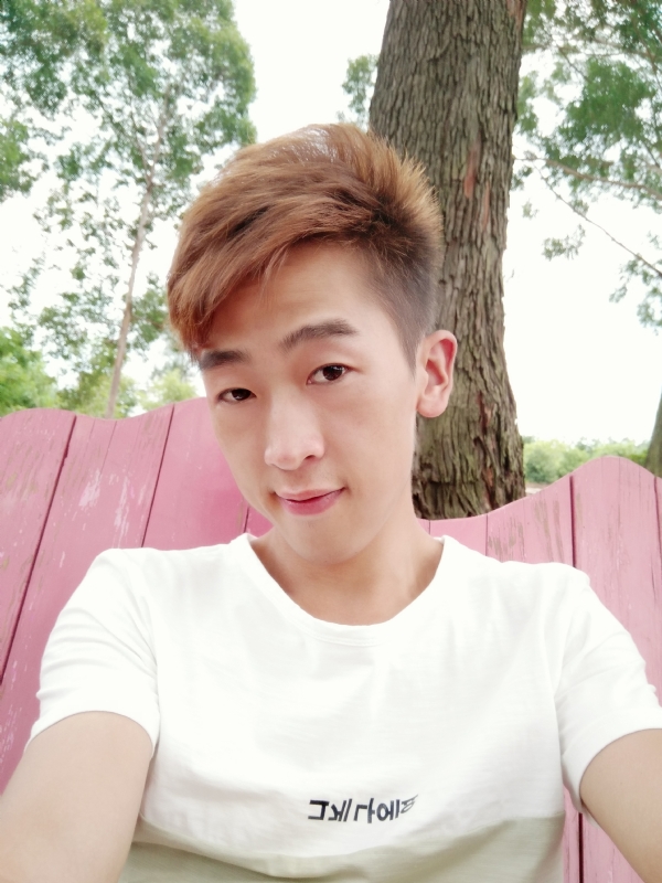 一觉睡到小时候的第一张照片--滨州相亲服务中心