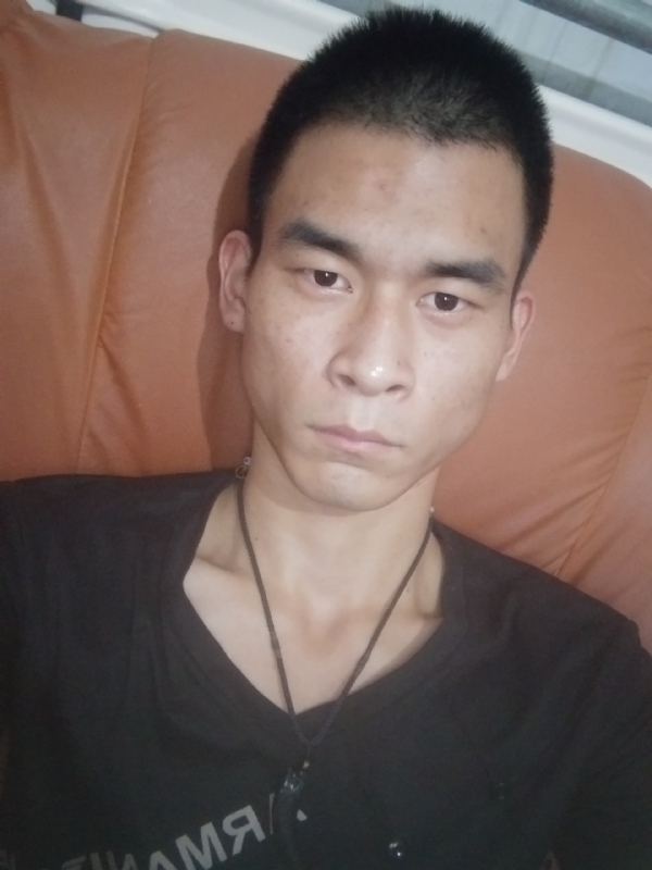 单身狗一枚的第三张照片--滨州相亲服务中心