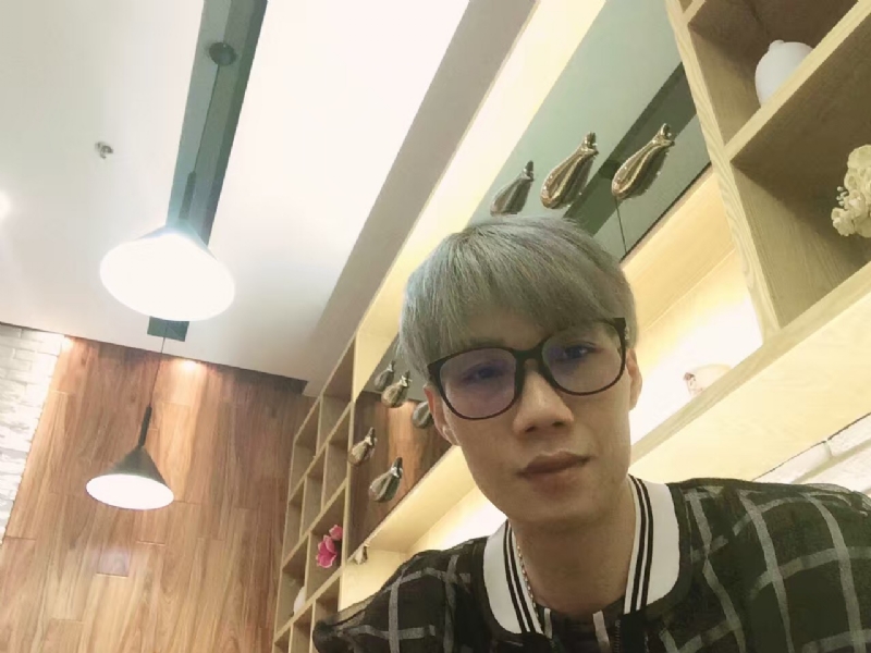 黄峰的第二张照片--滨州相亲服务中心