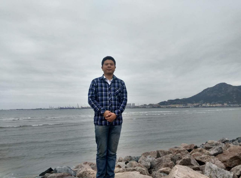 在奋斗的第二张照片--滨州相亲服务中心