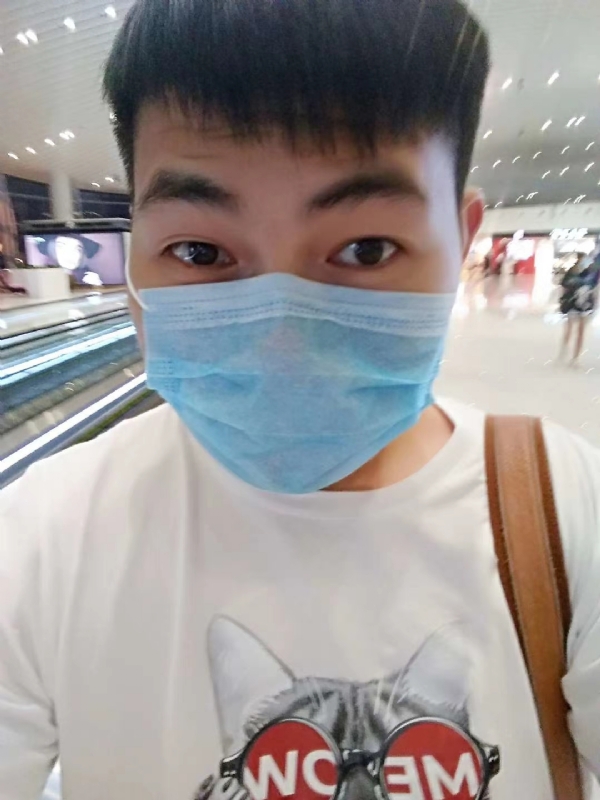 咔咔一顿的第二张照片--滨州相亲服务中心