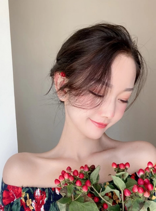 小诗vanessa的第二张照片--滨州相亲服务中心