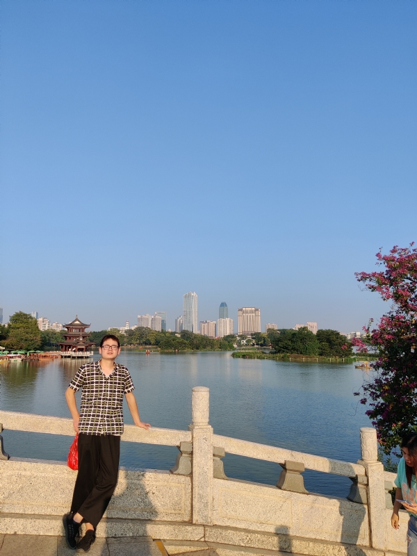 萍水相逢晏的第一张照片--滨州相亲服务中心