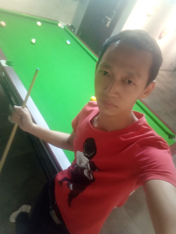 耳机分你一半的第一张照片--滨州相亲服务中心