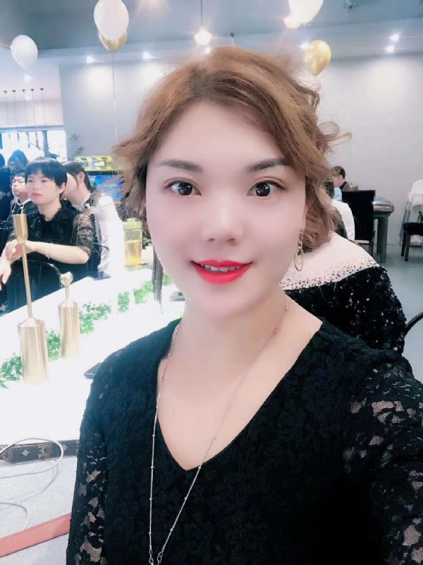 CY的第三张照片--滨州相亲服务中心