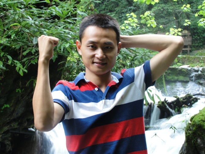 阿汤的第一张照片--滨州相亲服务中心