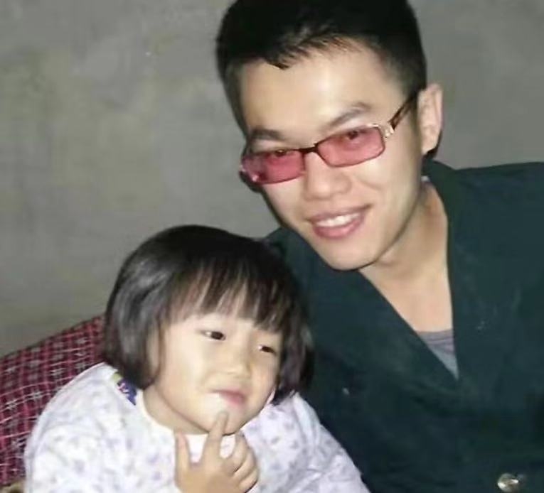 咖啡泡茶的第一张照片--滨州相亲服务中心