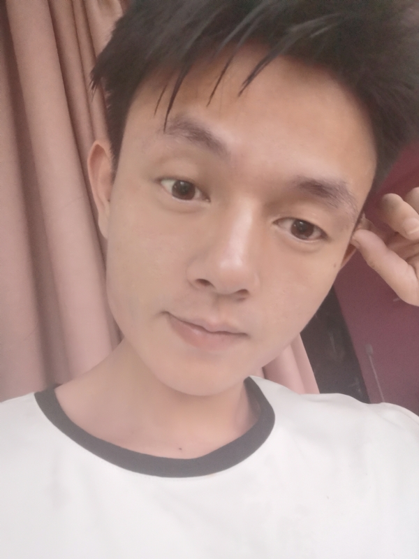 一一得一的第一张照片--滨州相亲服务中心