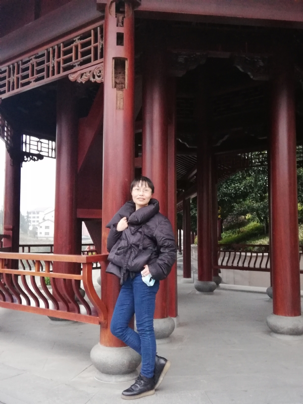 篱落的第一张照片--滨州相亲服务中心