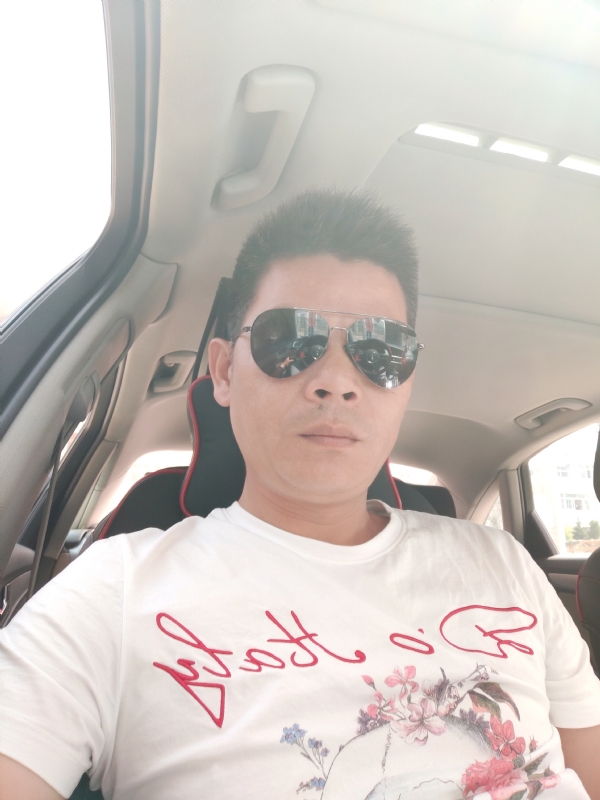 单身已久的第一张照片--滨州相亲服务中心