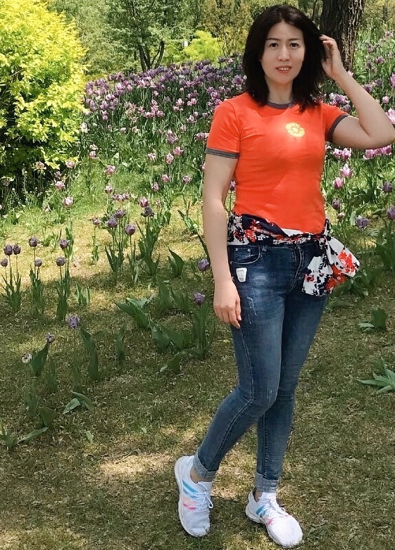 华的第二张照片--滨州相亲服务中心