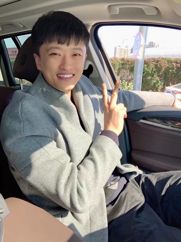 炫甫的第一张照片--滨州相亲服务中心