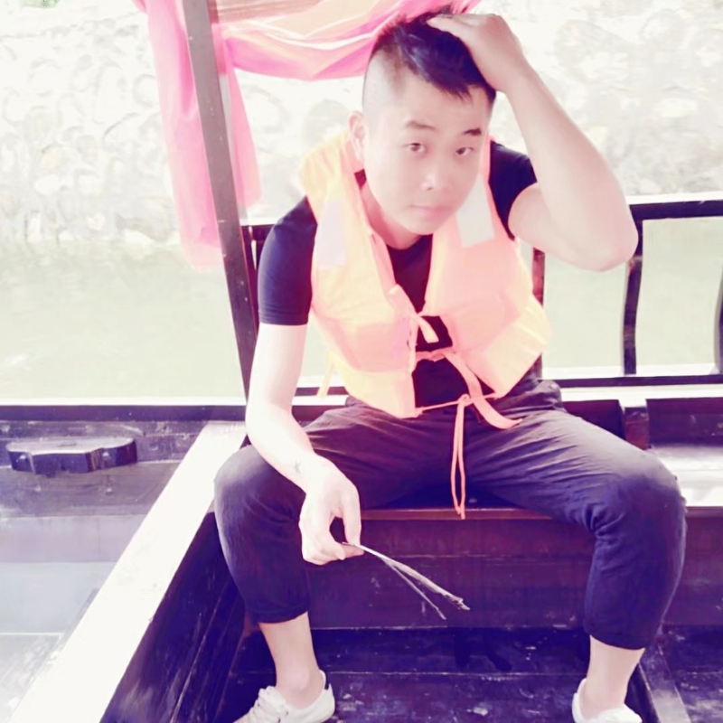 乔七的第一张照片--滨州相亲服务中心