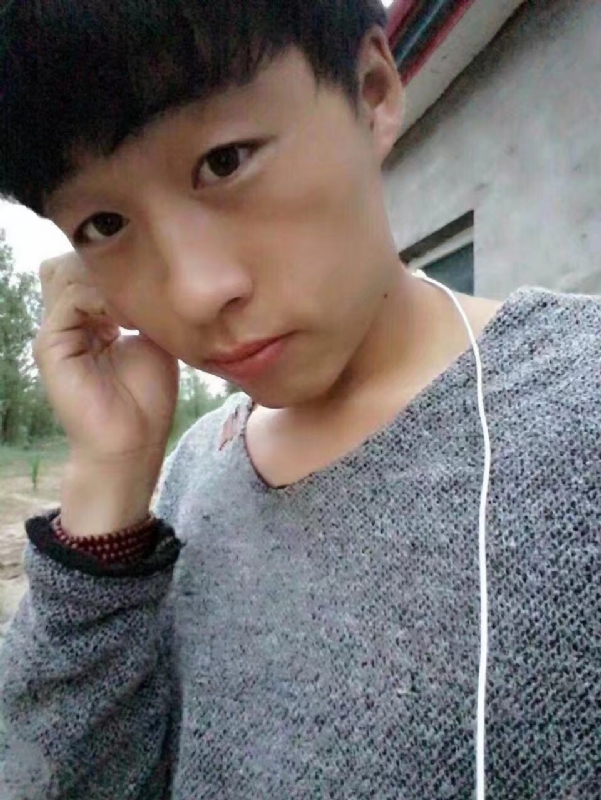 小胡的第一张照片--滨州相亲服务中心
