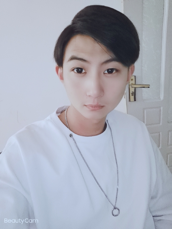 漠然的第三张照片--滨州相亲服务中心