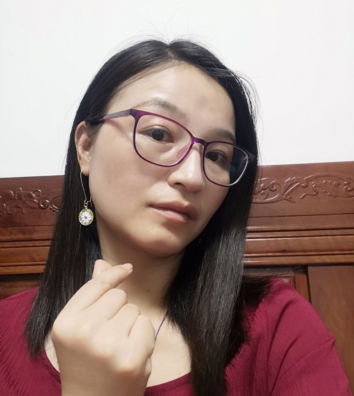 妹叮的第一张照片--滨州相亲服务中心