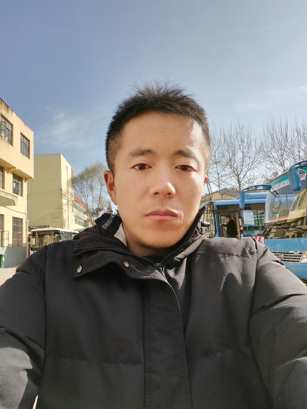 孤独的云的第二张照片--滨州相亲服务中心