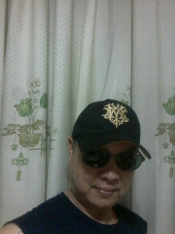 时尚厨男的第一张照片--滨州相亲服务中心