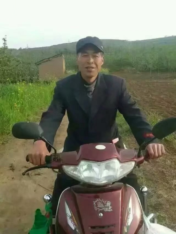 牵手随缘的第一张照片--滨州相亲服务中心