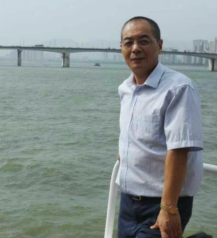 辛民的第二张照片--滨州相亲服务中心