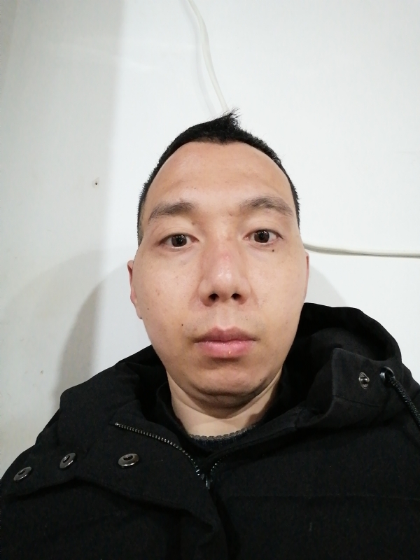 我要捡钱的第一张照片--滨州相亲服务中心