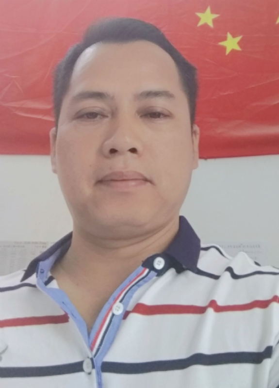 隆哥的第四张照片--滨州相亲服务中心